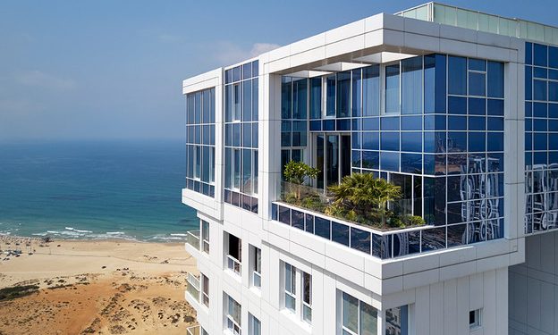 לגור ב-50 מיליון שקל: הצצה לפנטהאוז היקר ביותר בשרון – קבוצת בריגה עיר ימים נתניה!