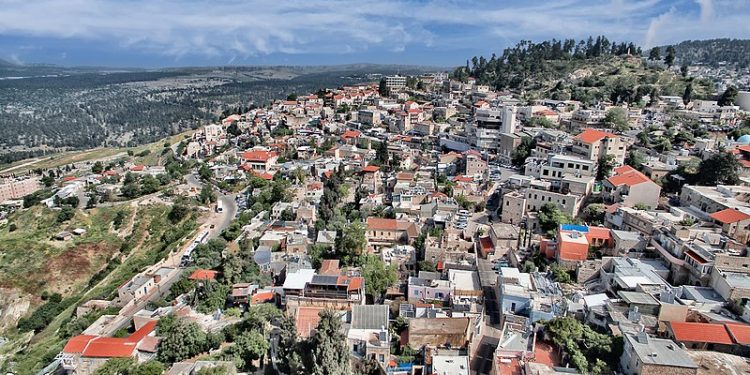 צפת מתעוררת: היא אחת הערים הקסומות והייחודיות בישראל, המשלבת בין אמנות, רוחניות ונוף מדהים לכנרת!