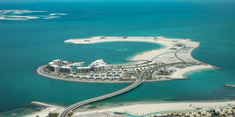 שיא נדל״ן חדש: 2 דונם חול באי המלאכותי המדובר בדובאי נמכרו ב-34 מיליון דולר.