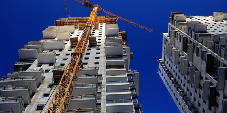 תחזית הזהב בשוק הנדל"ן: האם עכשיו הזמן להשקיע בדירה חדשה? – הזדמנויות נדירות במחירים משתלמים.