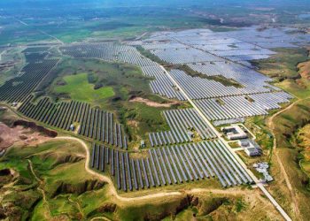 משקיעי נדל"ן: הזדמנות זהב להגדיל את התשואות שלכם! – תקנות חדשות יחייבו התקנת פאנלים סולאריים על כל בנייני המגורים והמסחר החדשים.