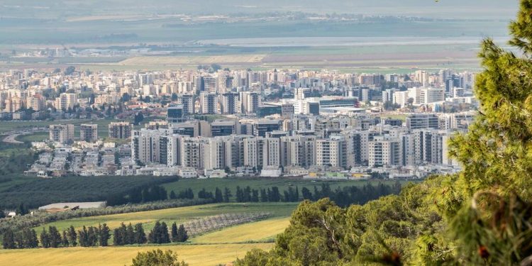 בירת העמק: הזדמנות זהב או סיכון מחושב? – השקעה בנדל"ן בצל שדה תעופה עתידי.
