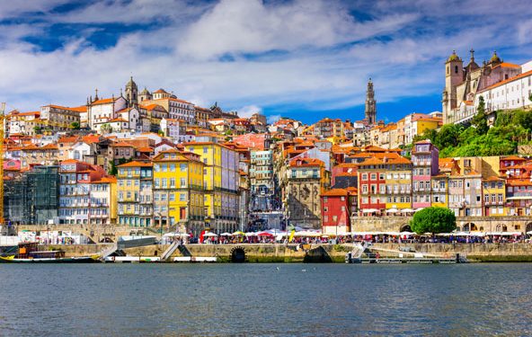 נדל"ן חובק עולם: בדקנו היכן כדאי להשקיע! – תחקיר מקיף שחושף את הפוטנציאל האמיתי בשוק הבינלאומי.