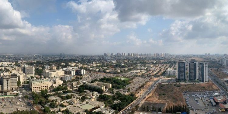 הסכם היסטורי ברמת השרון: 57 אלף יחידות דיור חדשות בלב אזור הביקוש! – על קרקע צבאית שהתפנתה בגלילות.