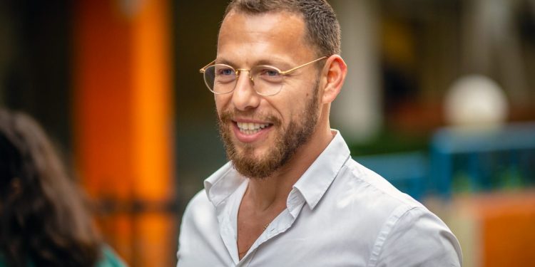 התחדשות עירונית: מור משה קריידלמן וקבוצת Together! – יזמות צעירה שמעצבת מחדש את עתיד הערים בישראל.