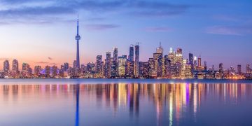 קנדה: כלכלה חזקה והזדמנויות נדל״ן שמושכות משקיעים מכל רחבי העולם! – ביקושים גבוהים ושוק יציב שממקמים אותה בחזית הבינלאומית.
