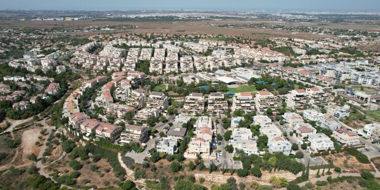 שוהם: שוק נדל״ן מצומצם עם ביקושים גבוהים! – הזדמנות שקטה למשקיעים שמבינים איכות.