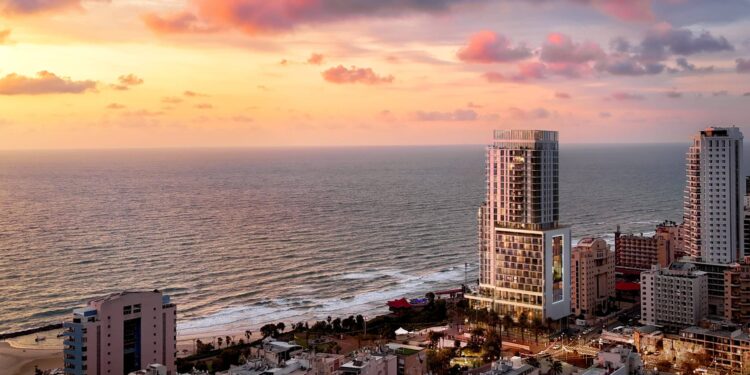 פרויקט ״THE ESTHER״: מגורי יוקרה בנתניה על קו החוף בתוך נכס היסטורי נדיר! – חיבור יוצא דופן בין מורשת, אדריכלות ולייף סטייל בינלאומי.