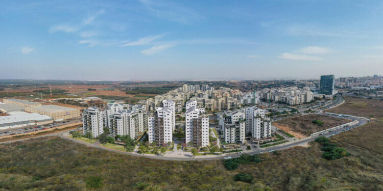 העיר כפר סבא: אלפי יחידות דיור, שכונות חדשות והתחדשות עירונית! – משנים את מפת הנדל״ן של השרון החדש.